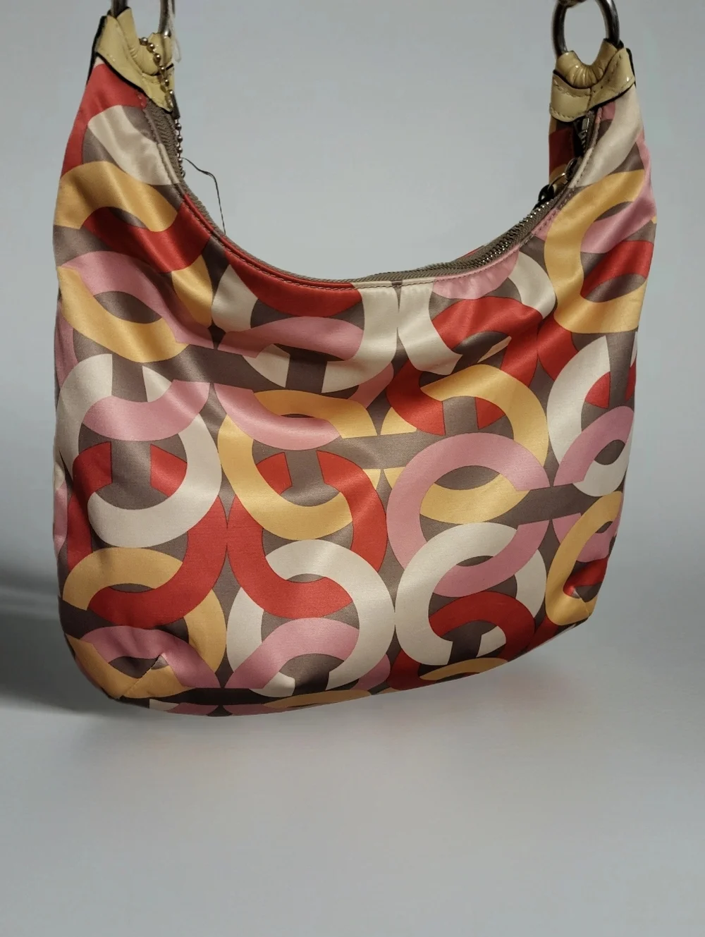COACH KRISTIN OPT ART C HOBO SHOULDER bag. PINK RED WHITE YELLOW.